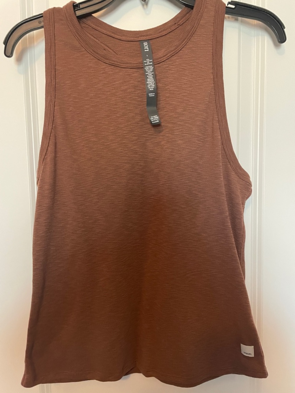 Vuori women’s tank top